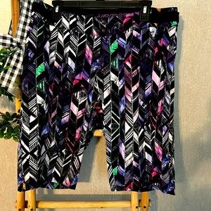 Zoic cycling shorts. Size XL